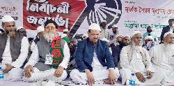 আমেরিকার সাথে গোপন বৈঠকে ইনসাফ বাস্তবায়ন করতে চায় জামায়াত : চরমোনাই পীর