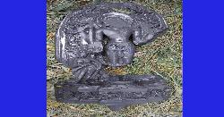 চাটমোহরে প্রাচীন বিষ্ণুমূর্তি উদ্ধার 