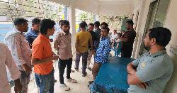 ঈদ বোনাসের দাবিতে শ্রীপুরে শিক্ষা অফিসে দপ্তরিদের অবস্থান