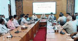 জ্বালানি তেলের সমস্যা সমাধানে বরগুনা জেলা প্রশাসকের মতবিনিময় সভা