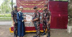 বিজিবি উদ্যোগে এতিম শিক্ষার্থীদের মাঝে শিক্ষা উপকরণ ও খাদ্যসামগ্রী বিতরণ