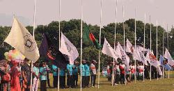 ইবির বুকে দুলছে একুশটি বিশ্ববিদ্যালয়ের পতাকা 
