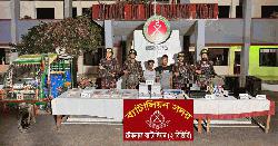 টেকনাফে জাল টাকা কারখানায় বিজিবির অভিযান
