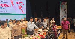 প্রধানমন্ত্রীর ঈদ উপহার পেলেন রসিকের ৮৫৫ পরিচ্ছন্নতাকর্মী 