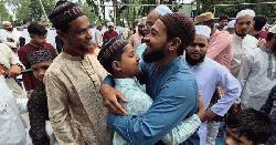 বগুড়ায় ঈদের নাজাজ আদায় করলেন মুশফিকুর রহিম