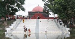 খানজাহান আলীর মাজারে কুমিরে নেওয়া শিশুর মরদেহ উদ্ধার