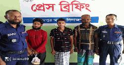  বিরামপুরে নারীসহ ১৬ মাদক কারবারি আটক