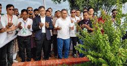 জুলাই শহীদ ওয়াসিমের কবর জিয়ারত করলেন প্রধানমন্ত্রী