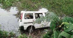 স্বামীকে বিমানবন্দরে বিদায় দিতে গিয়ে সড়ক দুর্ঘটনায় স্ত্রীর মৃত্যু 