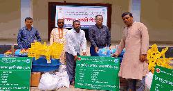 উলিপুরে মৎস‌্য দপ্ত‌রের আ‌য়োজ‌নে মৎস‌্য চাষ প্রদর্শনী স্থাপনের উপকরণ সামগ্রী বিতরণ