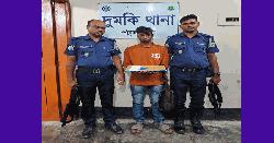দুমকির লেবুখালী চেকপোস্টে ২০০ পিস ইয়াবাসহ যুবক আটক