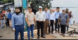 সুগন্ধা নদীতে প্রস্তাবিত সেতুর স্থান পরিদর্শনে সেতু সচিব