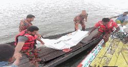 নিকলী হাওরে নিখোঁজ পর্যটকের মরদেহ ৪০ ঘণ্টা পর উদ্ধার