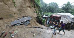 কক্সবাজারের ৫১ পাহাড়ে ২২ হাজার অবৈধ বসতি, ঝুঁকিতে কয়েক লাখ মানুষ