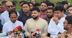 খুনি হাসিনার ফাঁসির দড়ি আমরা হাতে নিয়ে বসে আছি: ইশরাক হোসেন