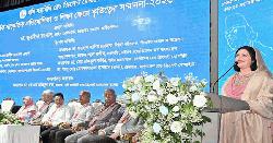 দেশসেবায় মেডিকেল শিক্ষার্থীদের আত্মনিয়োগ করার আহ্বান ডা. জুবাইদা রহমানের