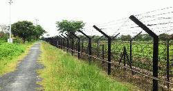 কুড়িগ্রাম সীমান্তে বিএসএফের হাতে বাংলাদেশী যুবক আটক  