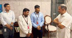 উচ্চশিক্ষার স্বপ্নপূরণে মেধাবী তরুণ নাজমুলের পাশে প্রধানমন্ত্রী