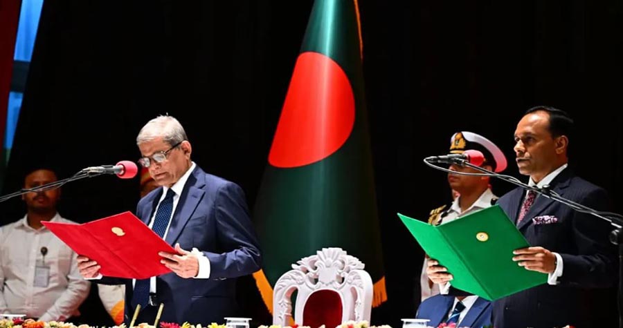 শপথ নিলেন বাংলাদেশের ২৩তম রাষ্ট্রপতি মির্জা ফখরুল
