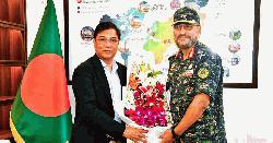 পর্যটন মন্ত্রীর সাথে আনসার প্রধানের সৌজন্য সাক্ষাৎ