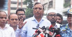 ফুটপাত দখলকারীদের বিরুদ্ধে কঠোর অবস্থানে ডিএসসিসি প্রশাসক