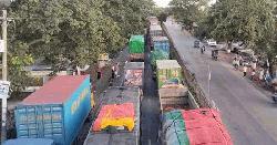 ঢাকা-চট্টগ্রাম মহাসড়কে ৪০ কিলোমিটার যানজট