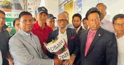 ফোবানা সম্মেলনে যোগ দিতে লস অ্যাঞ্জেলেসে পৌঁছেছেন প্রবাসী কল্যাণ মন্ত্রী 