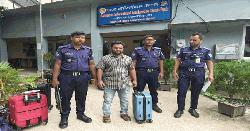 ভারতে পালানোর সময় স্বেচ্ছাসেবক লীগ নেতা আখাউড়ায় গ্রেপ্তার