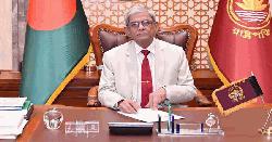 পরিবর্তনশীল বিশ্বের সঙ্গে তাল মিলিয়ে শিক্ষার মান বাড়াতে হবে : রাষ্ট্রপতি