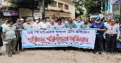 ধর্মপাশায় পরিষ্কার-পরিচ্ছন্নতা অভিযান ও র‍্যালি অনুষ্ঠিত 