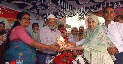 সাপাহারে কৃতি শিক্ষার্থীদের সংবর্ধনা ও অভিভাবক সমাবেশ