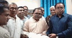 ঠাকুরগাঁও-১ উপনির্বাচন: মনোনয়নপত্র জমা দিলেন বিএনপির প্রার্থী মির্জা ফয়সল
