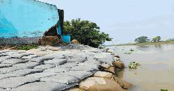 মদনে বিদ্যালয় ভবন রক্ষা প্রকল্পে অনিয়মের অভিযোগ