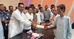সোনাগাজী-দাগনভুঞায় ৪২টি পূজা মণ্ডপে পরিবেশ মন্ত্রীর অনুদান হস্তান্তর