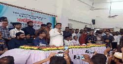  পাথরঘাটায় চাঁদাবাজ ও কিশোর গ্যাং নির্মূলে কঠোর নির্দেশ-চিপ হুইপের