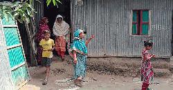 চান্দিনায় গৃহবধূর রহস্যজনক মৃত্যু, স্বামীসহ পরিবারের সদস্যরা পলাতক