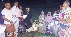 নন্দীগ্রামে আমন ক্ষেতে পোকামাকড় নির্ণয়ে আলোক ফাঁদ
