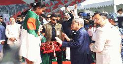 টানা ১৮ বার দ্রুততম মানবী যবিপ্রবির শিরিন আক্তার