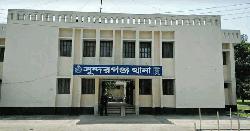 সুন্দরগঞ্জে পুলিশের অভিযানে গ্রেপ্তার ৫, ইয়াবা উদ্ধার